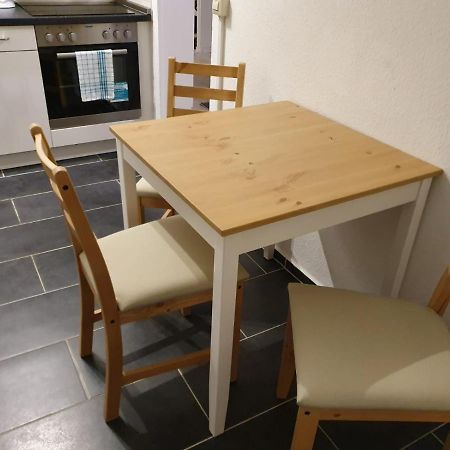 Monteurwohnung Fuer 6 Personen In ไลป์ซิก ภายนอก รูปภาพ